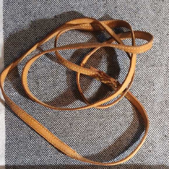 Louis Vuitton Monogram Wallet - Picture 10 of 16